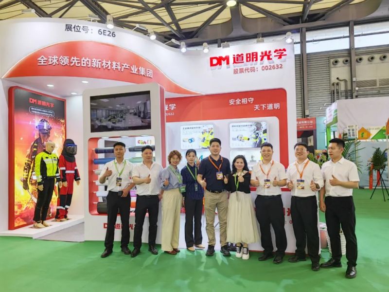 尊龙时凯-人生就是拼搏z06光学亮相上海劳保展，，，，，，筑牢幼我防护安全防线