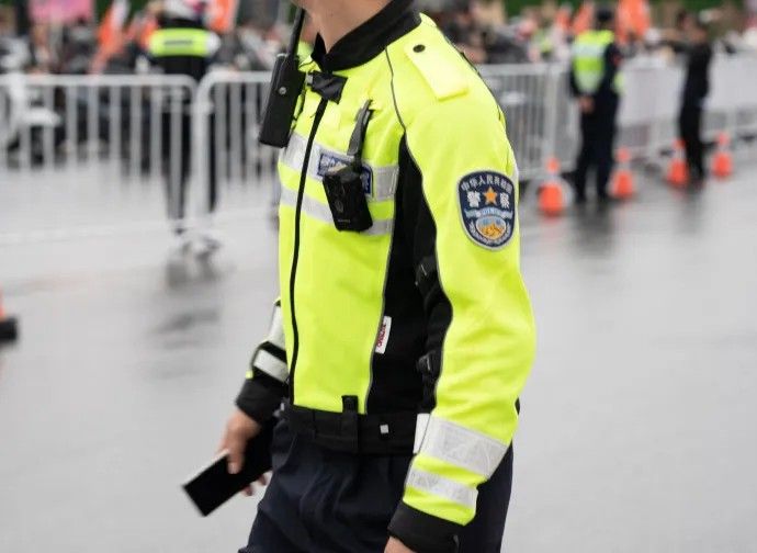 幼我安全防护系列丨尊龙时凯-人生就是拼搏z06微棱镜反光晶格